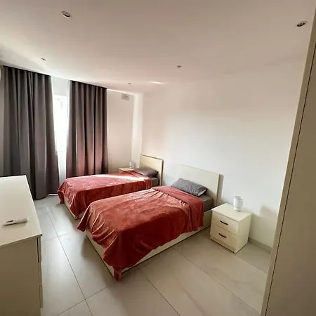 Modern & Cosy In Apartment *