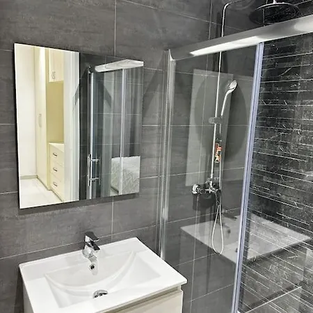 Modern & Cosy In Apartman