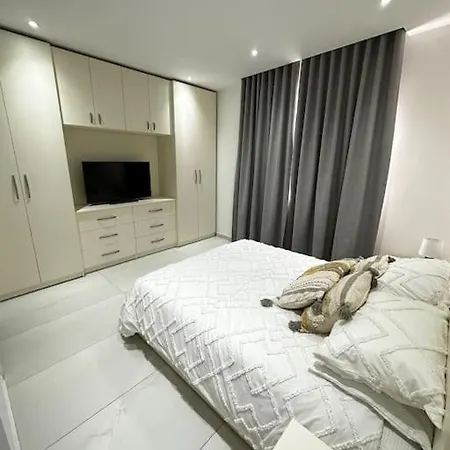 Modern & Cosy In *
