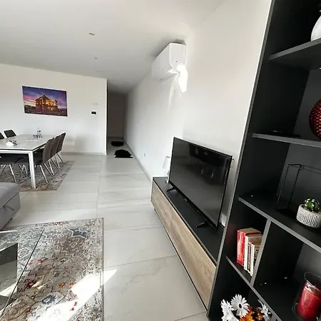 Apartment Modern & Cosy In Marsaxlokk